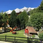 Hotel Etoile & Alpenperle Residences 3*