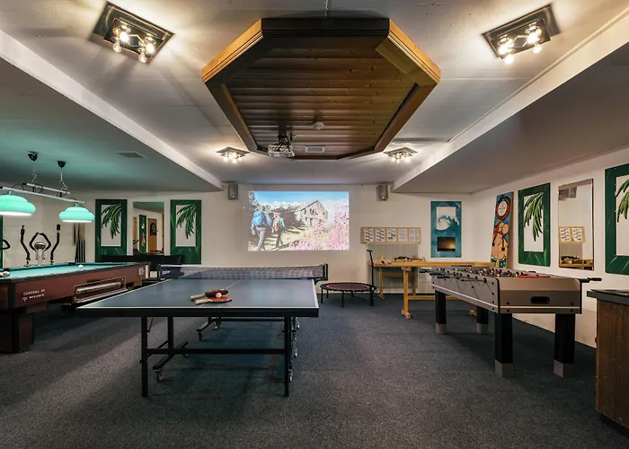 Hotel Etoile & Alpenperle Residences 3* Saas-Fee